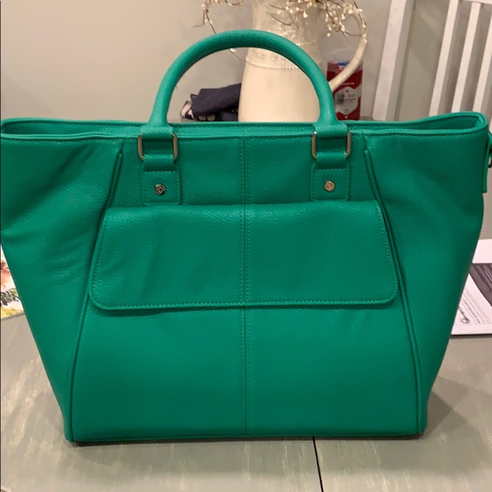 Gatsby’s Green Pebble Clutch/Purse